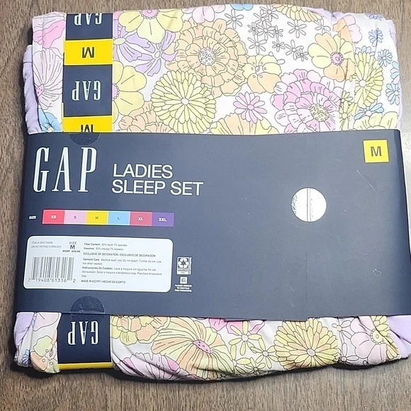 Gap Ladies Sleep Set - NWT - Picture 3 of 5
